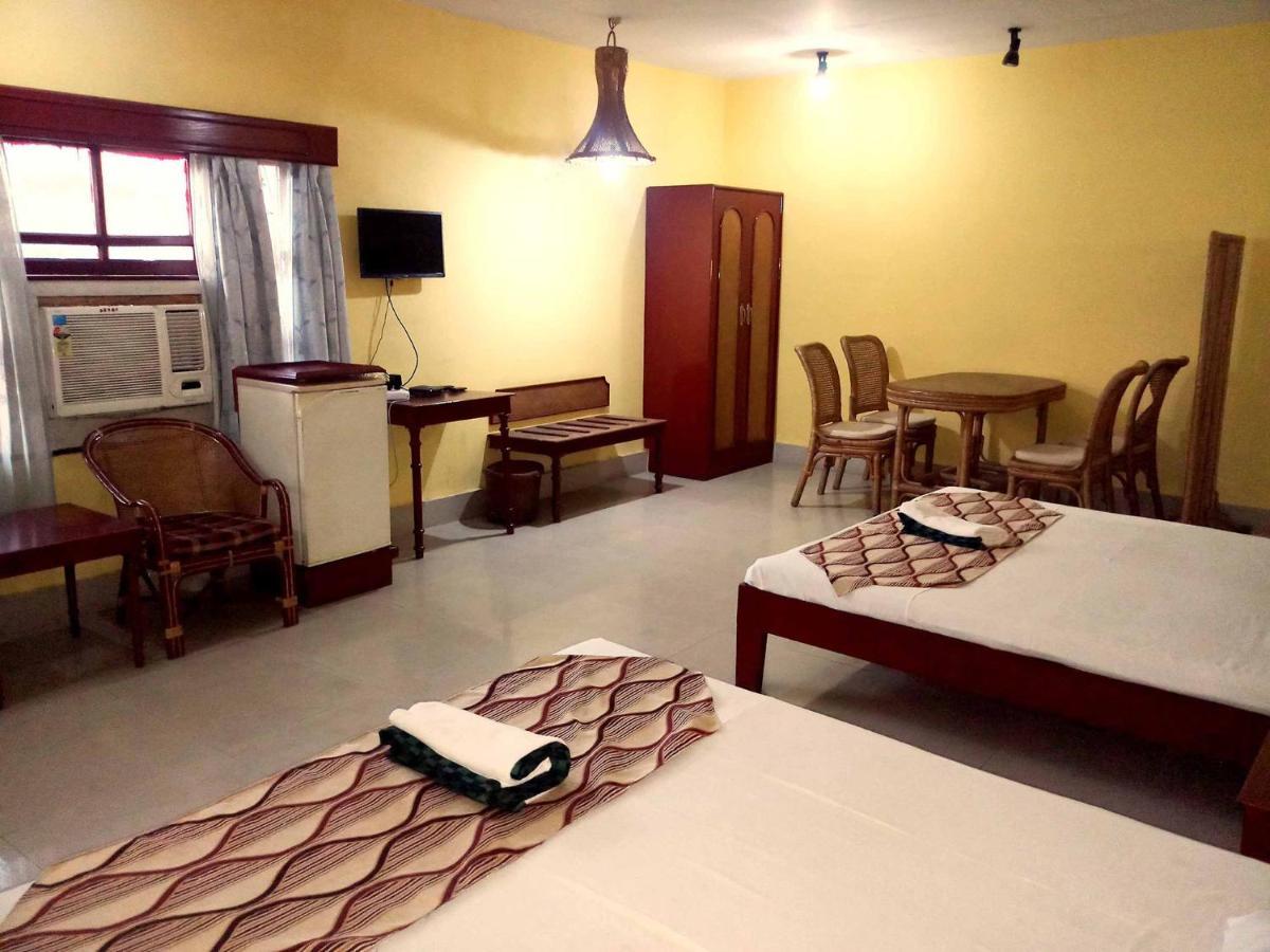 Hotel Indsurya Dibrugarh Kültér fotó