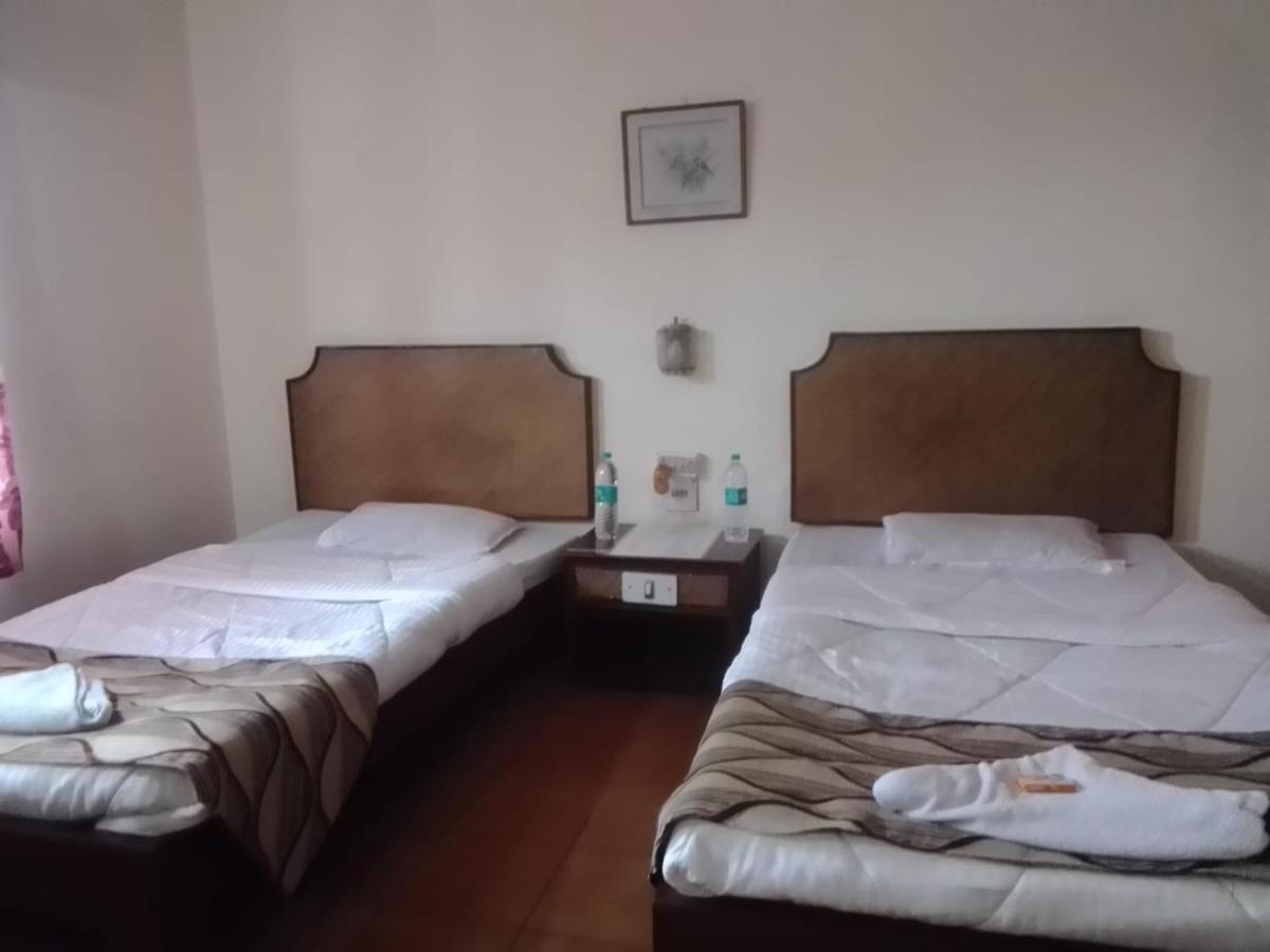 Hotel Indsurya Dibrugarh Kültér fotó